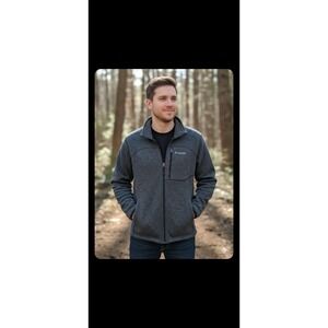 Columbia zip up a sweater